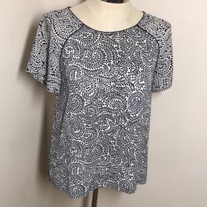 LOFT M Blouse Paisley Black White Flowy Top Short Sleeves Ann Taylor
